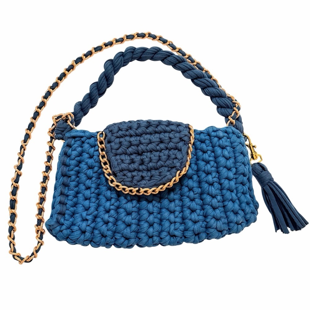 Crochetted handmade crossbody/shoulder bag in teal green, gold tone metal chain